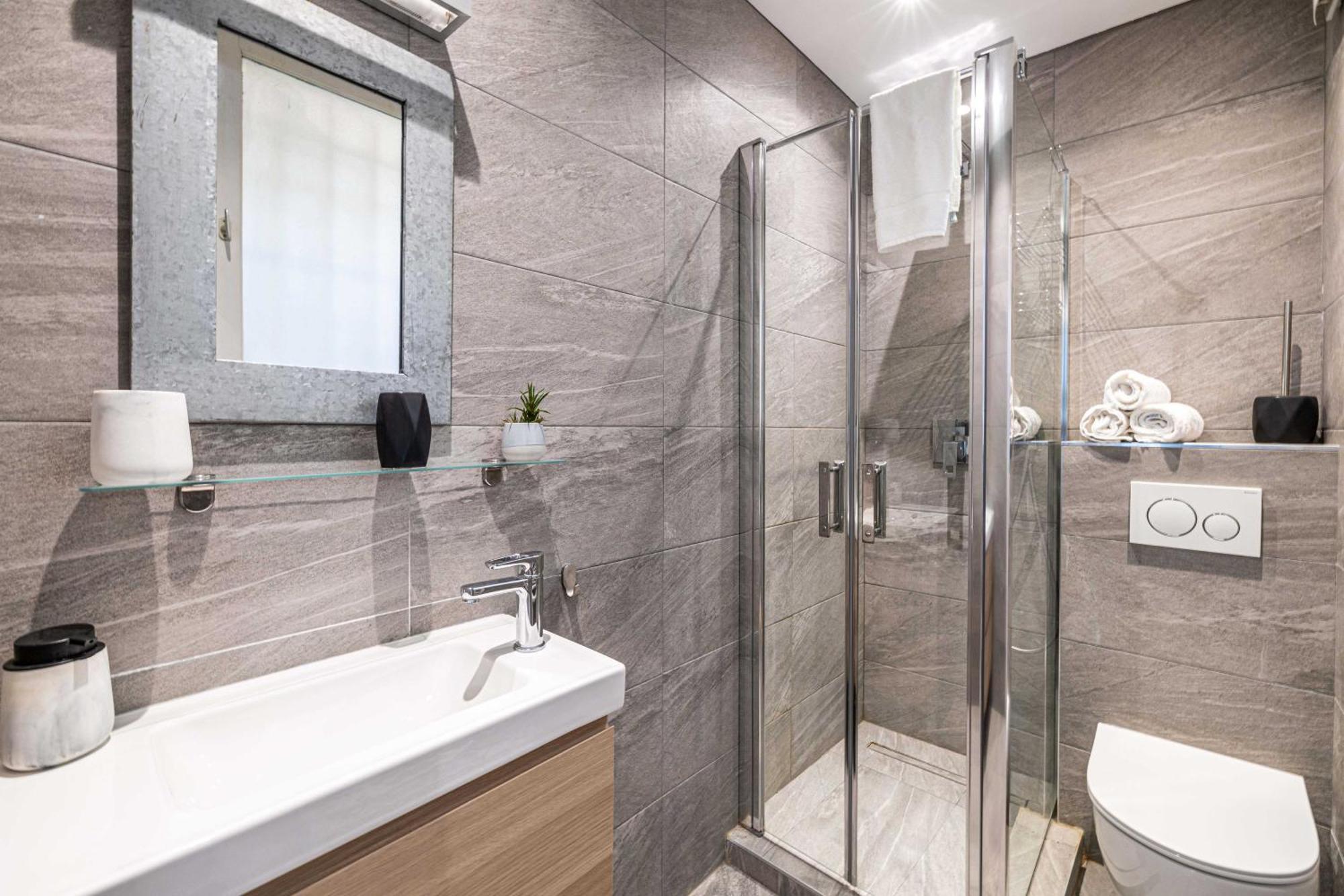 Modern And Charming With Sea View - Centre