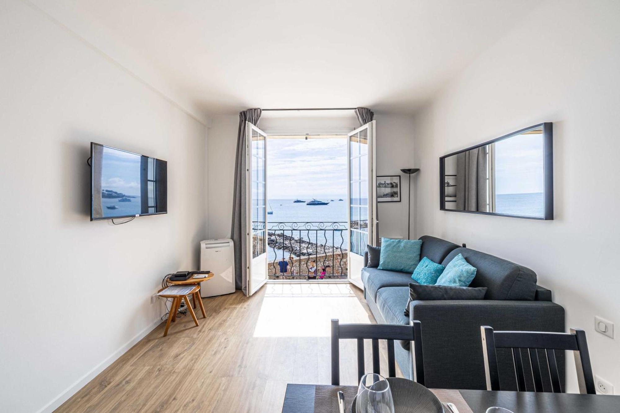Modern And Charming With Sea View - Centre